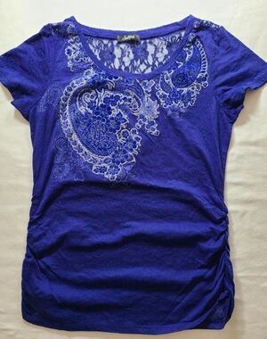 Southpole Blue Lace Back Top Small Ruched Sides Floral Velvet Tee